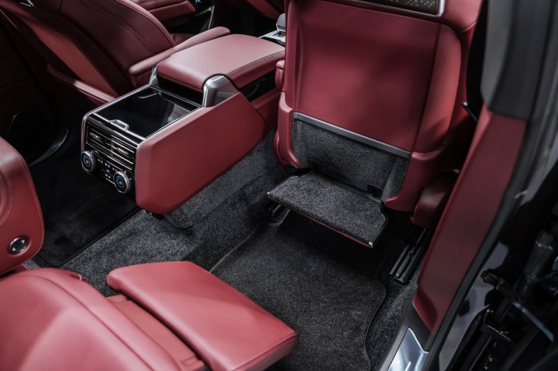 Land Rover Range Rover V — 2026
