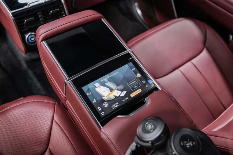 Land Rover Range Rover V — 2026