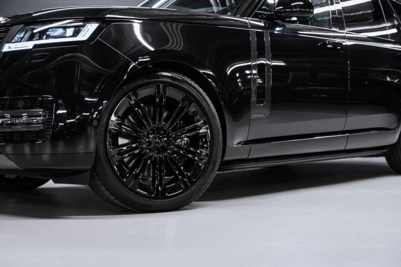 Land Rover Range Rover V — 2026