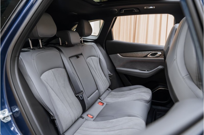 Geely M7 I — 2026