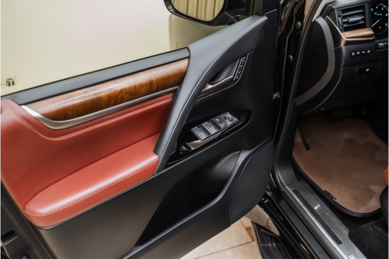 Lexus LX J200 рестайлинг 2 — 2020