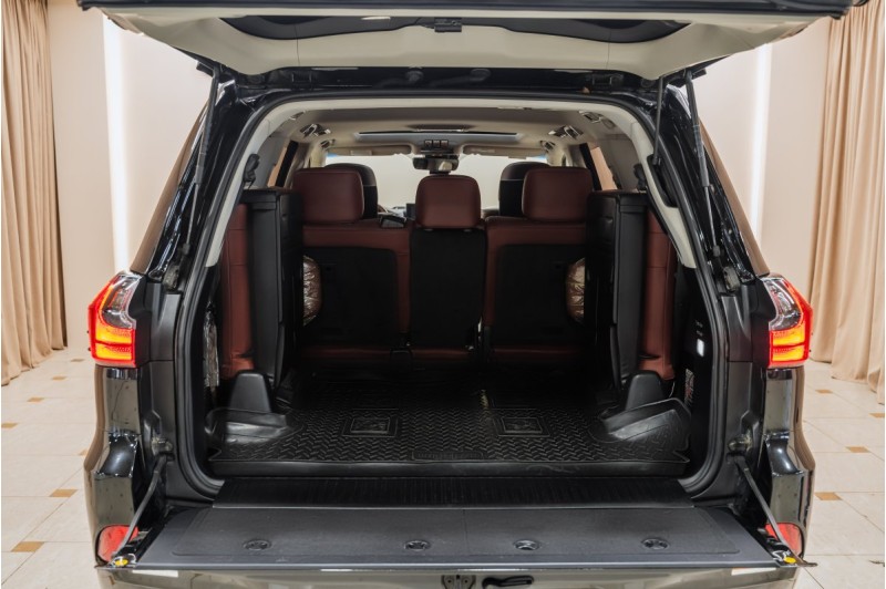 Lexus LX J200 рестайлинг 2 — 2020