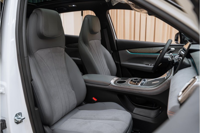 Geely M7 I — 2026
