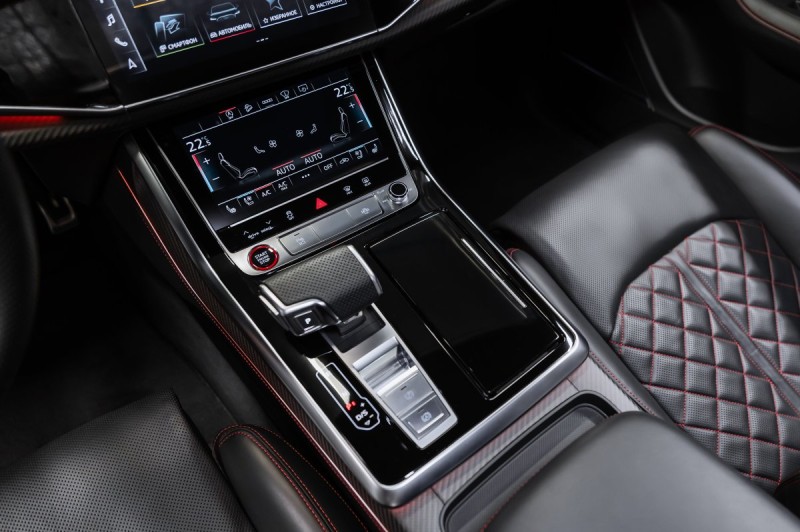 Audi SQ8 I рестайлинг — 2024