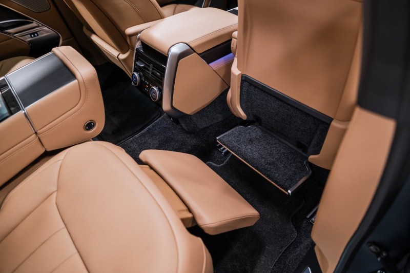 Land Rover Range Rover V — 2026