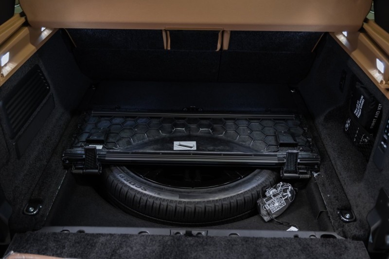 Land Rover Range Rover V — 2026