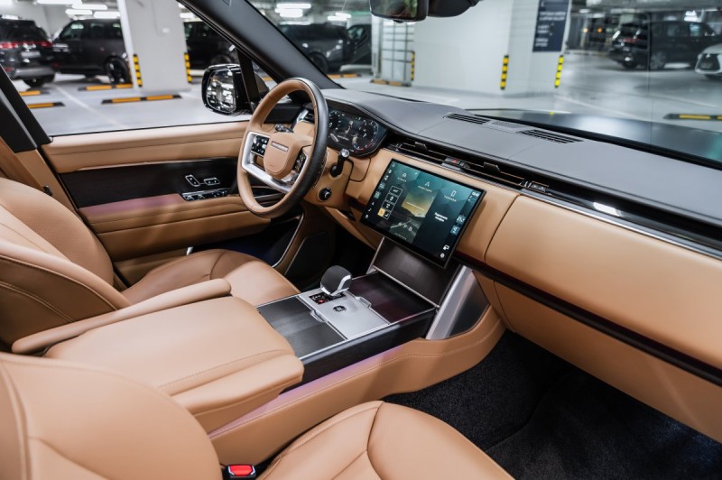 Land Rover Range Rover V — 2026