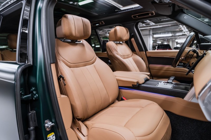 Land Rover Range Rover V — 2026