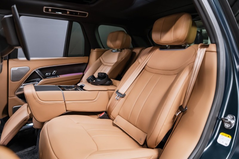 Land Rover Range Rover V — 2026
