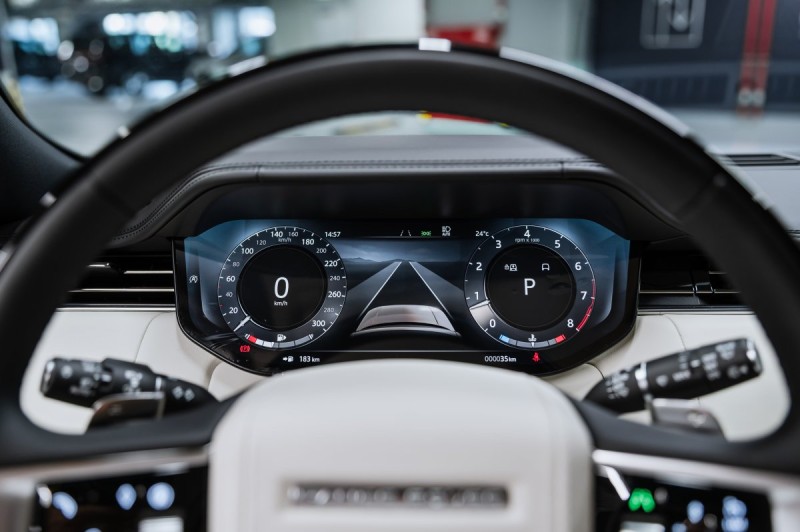 Land Rover Range Rover V — 2026