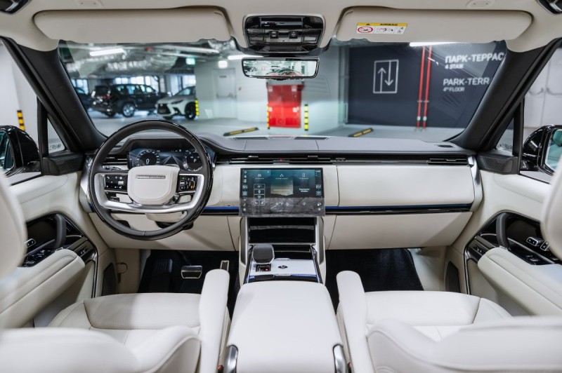 Land Rover Range Rover V — 2026