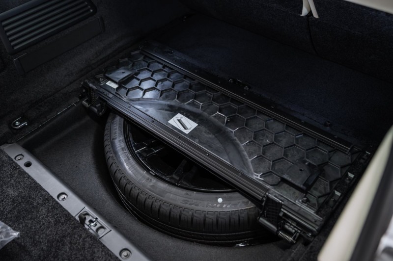 Land Rover Range Rover V — 2026