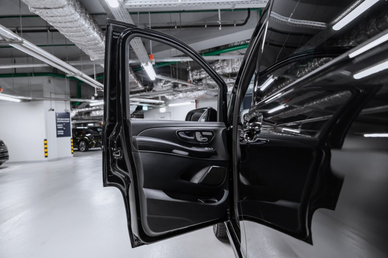Mercedes-Benz V-Класс W447 рестайлинг 2 — 2024