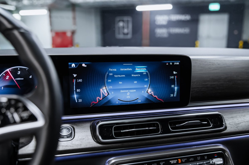 Mercedes-Benz V-Класс W447 рестайлинг 2 — 2024
