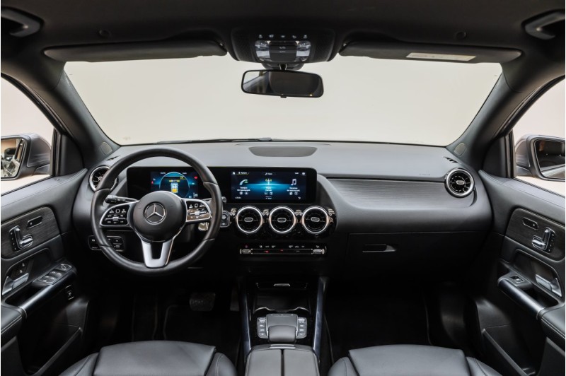 Mercedes-Benz GLA H247 — 2021