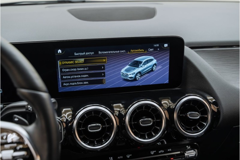 Mercedes-Benz GLA H247 — 2021