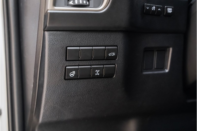 Lexus NX Z10 рестайлинг — 2018