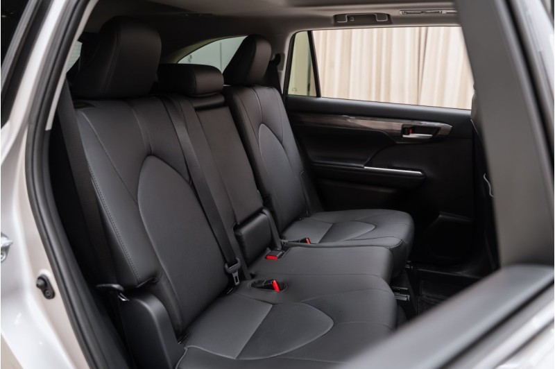 Toyota Highlander IV (XU70) — 2026