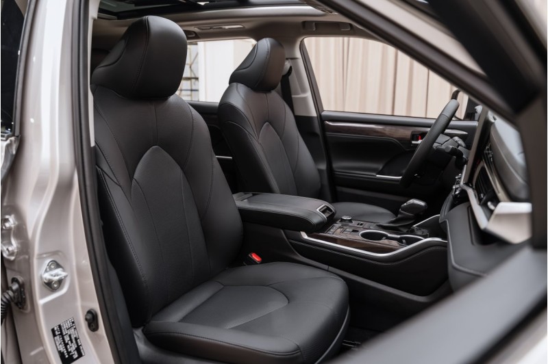 Toyota Highlander IV (XU70) — 2026