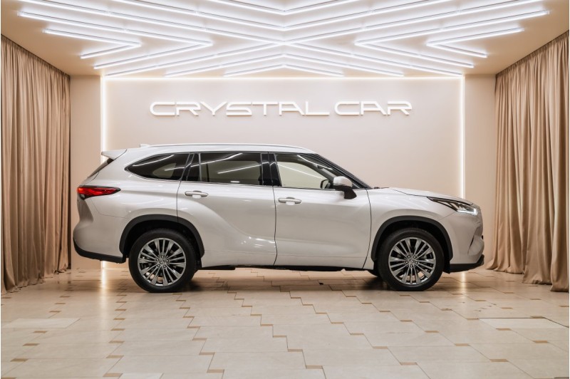 Toyota Highlander IV (XU70) — 2026