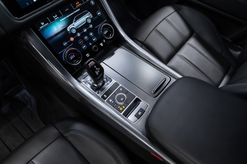 Land Rover Range Rover II Рестайлинг — 2021