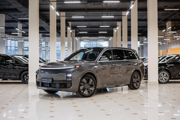 2025 Li Auto (Lixiang) L9 Ultra (2025)