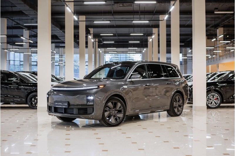 2025 Li Auto (Lixiang) L9 Ultra (2025)
