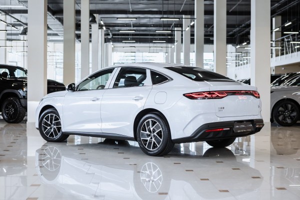 2024 BYD Qin Leading