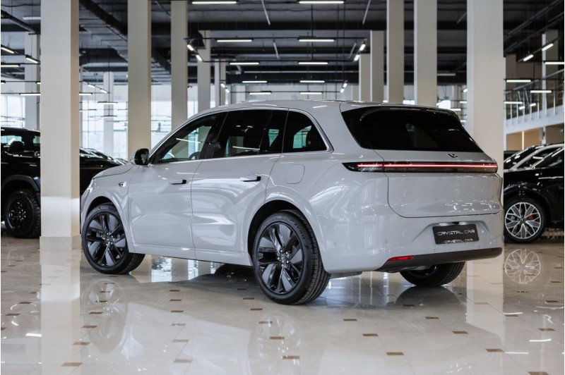 2025 Li Auto (Lixiang) L6 Max (2025)