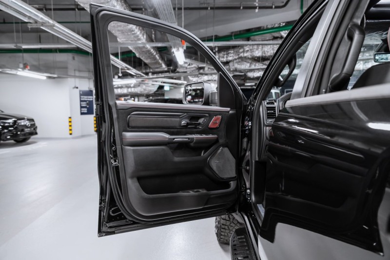 2025 RAM 1500 RHO