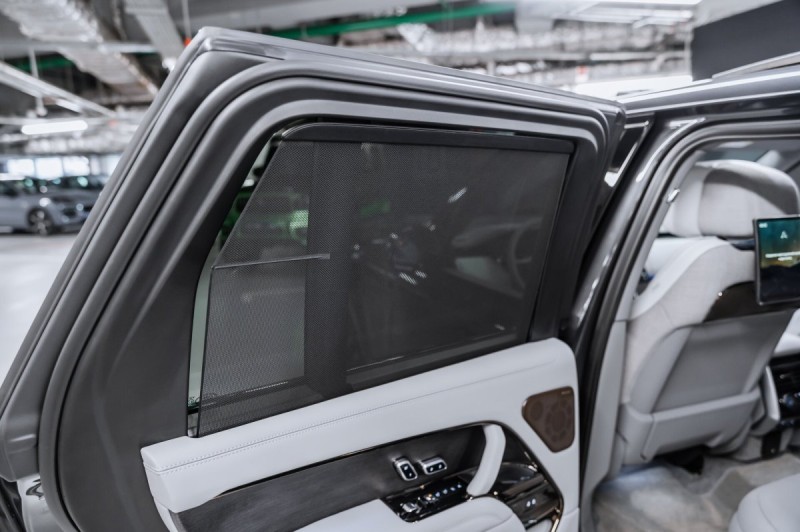 Land Rover Range Rover SV - 2026