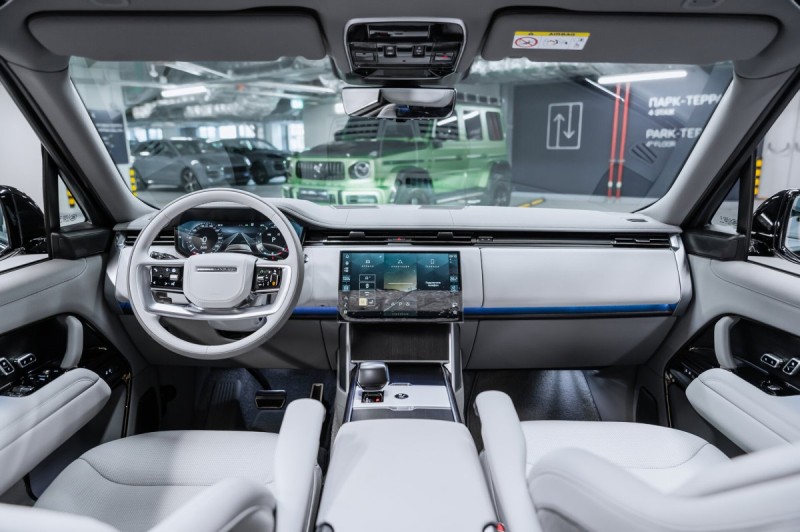 Land Rover Range Rover SV - 2026