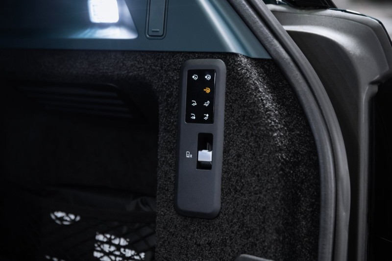 Land Rover Range Rover SV - 2026