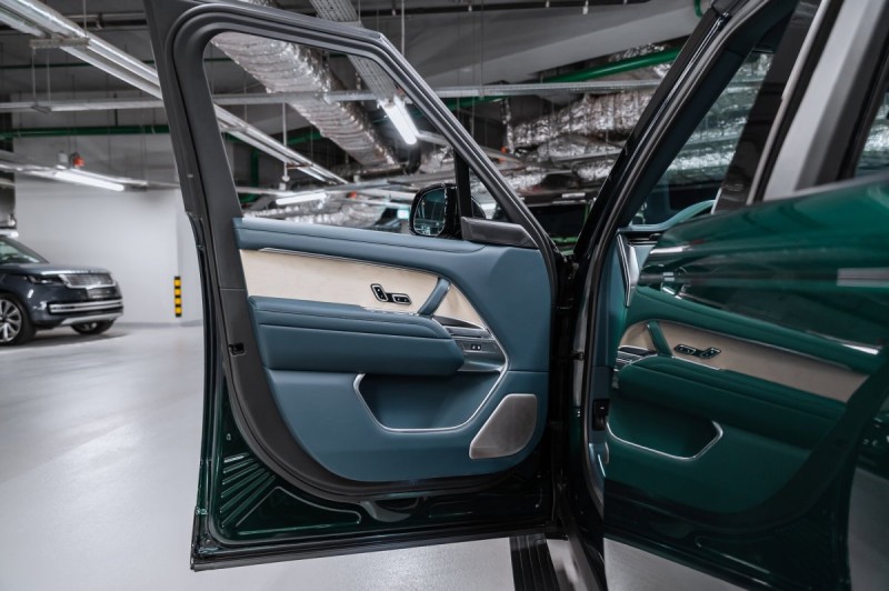 Land Rover Range Rover SV - 2026