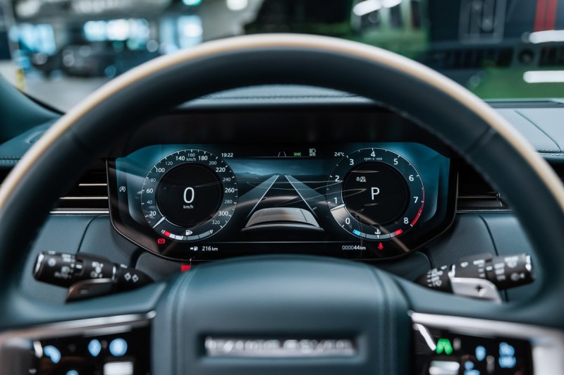 Land Rover Range Rover SV - 2026