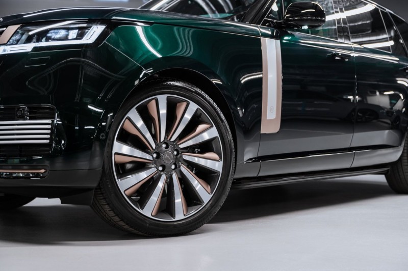 Land Rover Range Rover SV - 2026