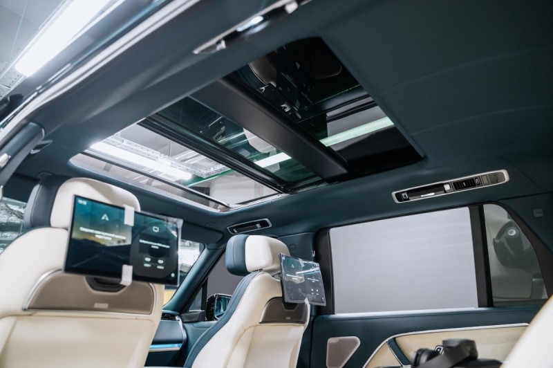Land Rover Range Rover SV - 2026