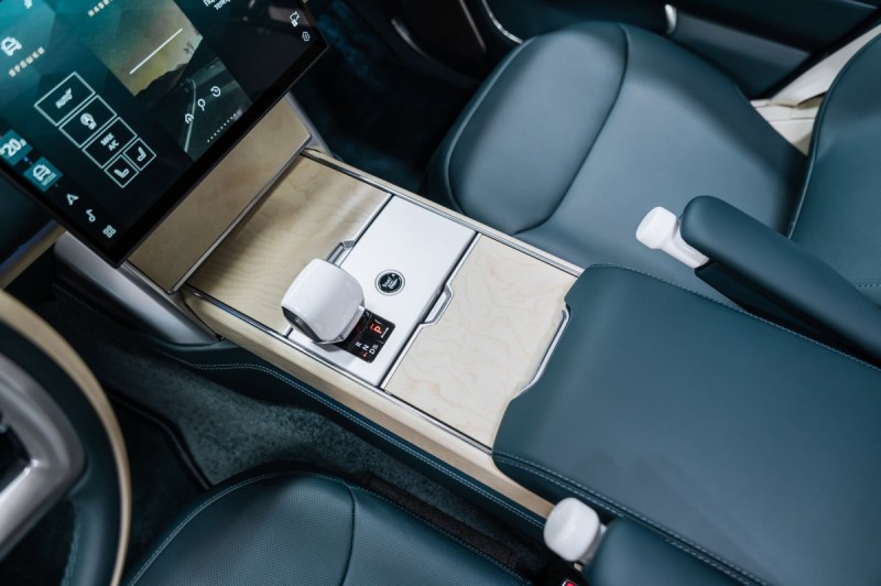 Land Rover Range Rover SV - 2026