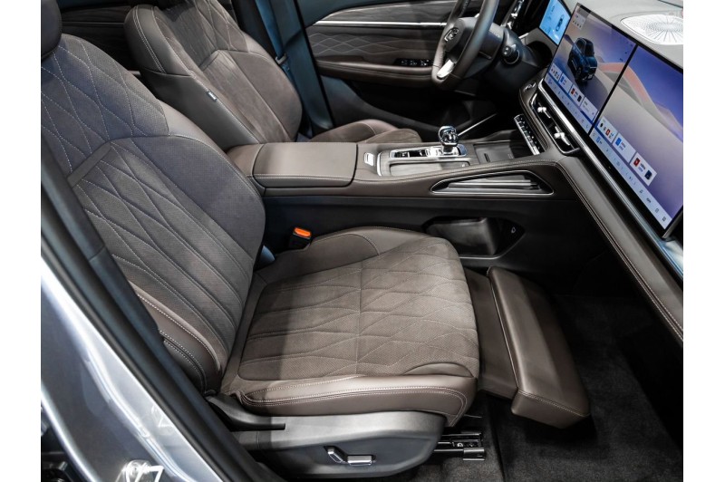 2026 Geely Monjaro Flagship (Xingyue L)
