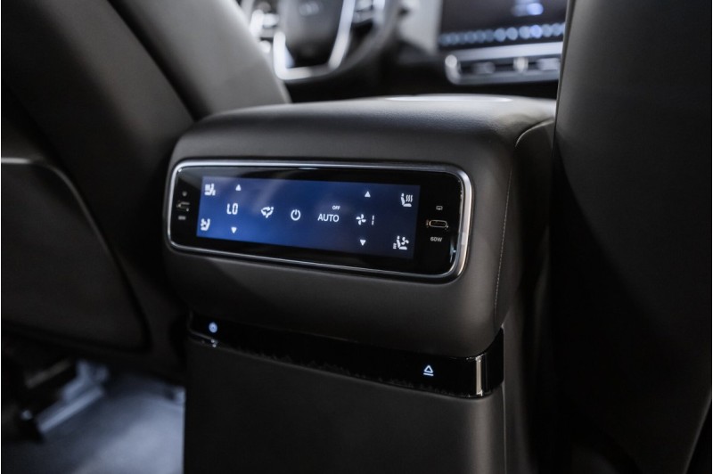 2025 Li Auto (Lixiang) L9 Ultra (2025)