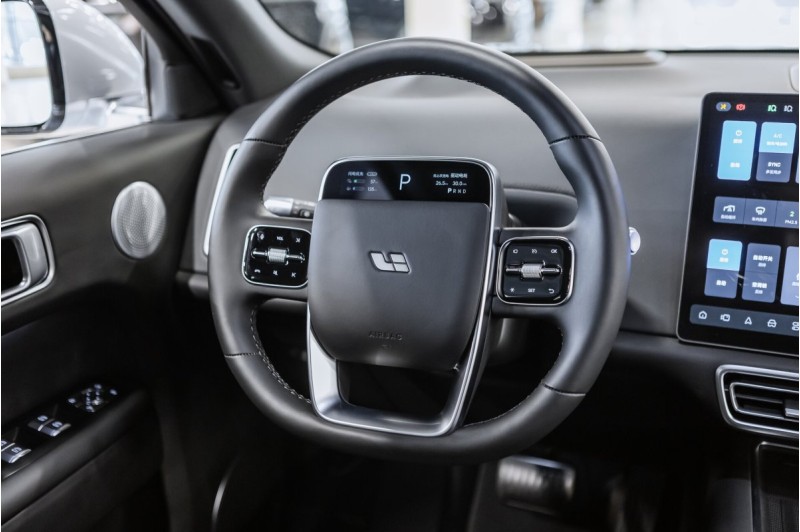2025 Li Auto (Lixiang) L9 Ultra (2025)