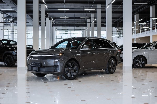 2025 Li Auto (Lixiang) L6 Max (2025)