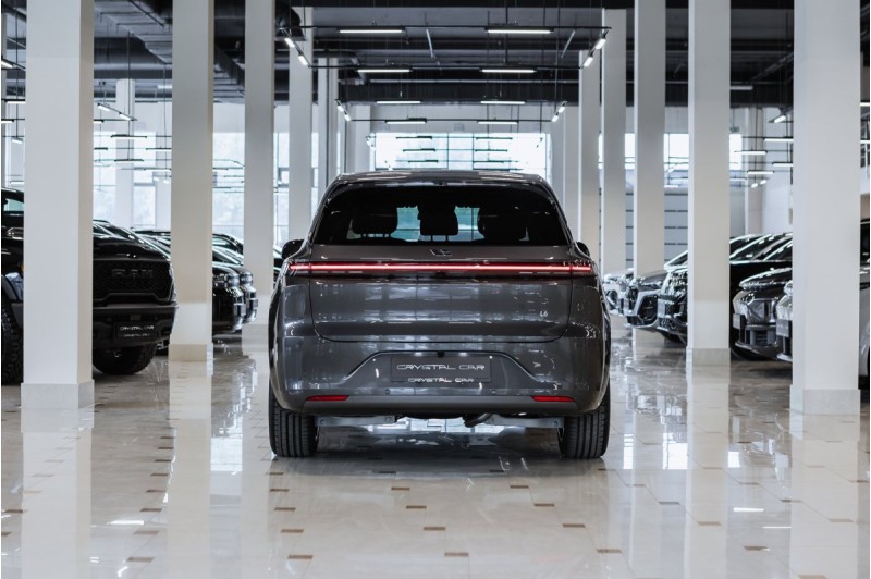 2025 Li Auto (Lixiang) L6 Max (2025)