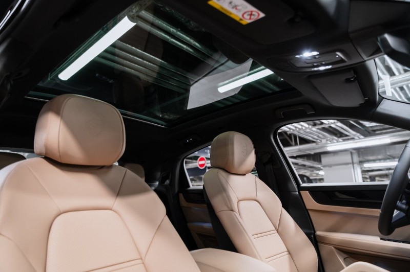 2025 Porsche Cayenne Coupé