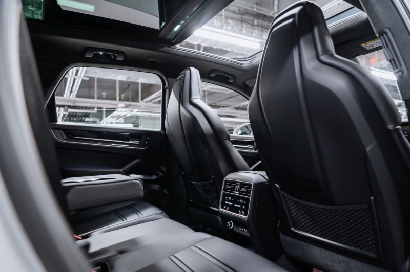 2026 Porsche Cayenne Базовая