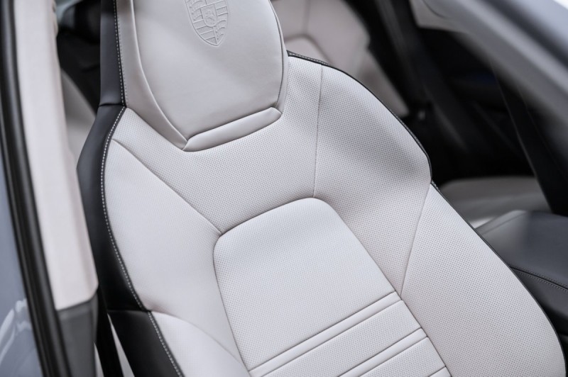 2026 Porsche Cayenne Базовая