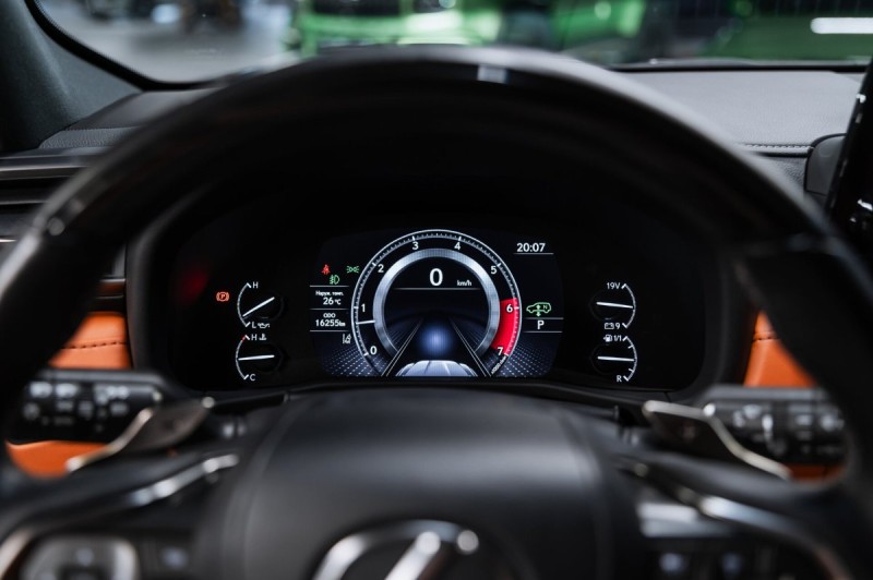 2023 Lexus LX VIP Black