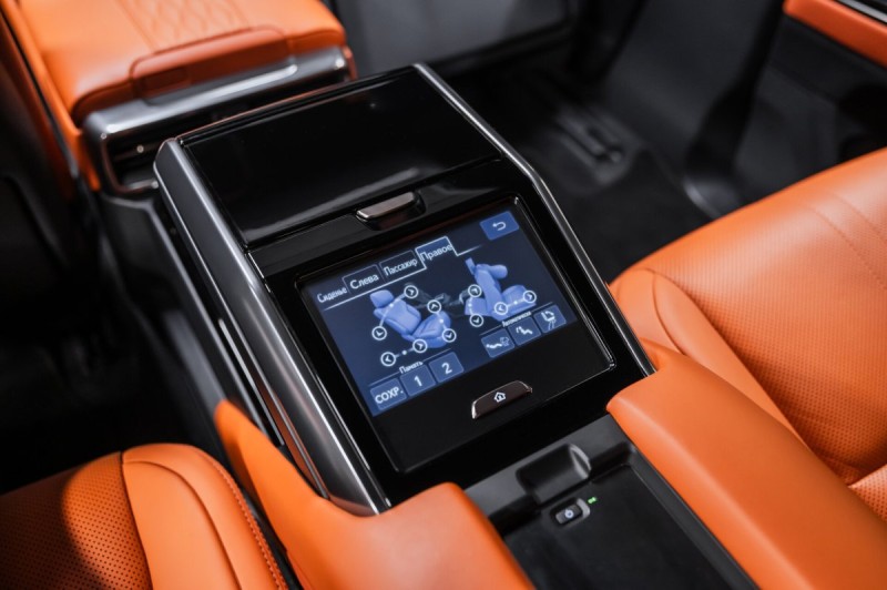 2023 Lexus LX VIP Black