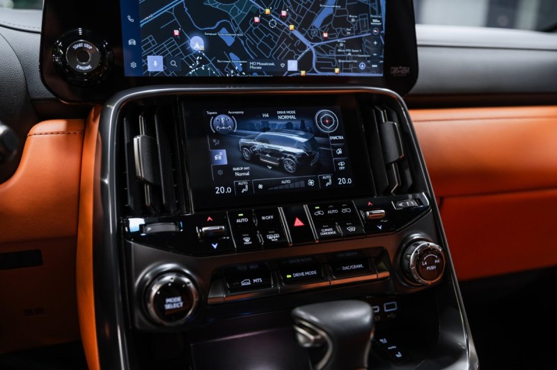 2023 Lexus LX VIP Black