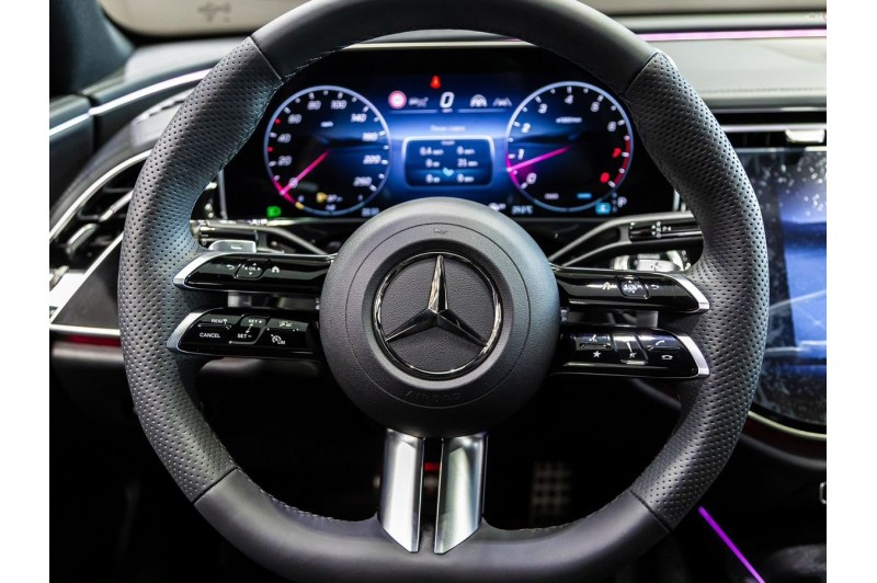 2026 Mercedes-Benz E-Класс E 300 4MATIC AMG Line